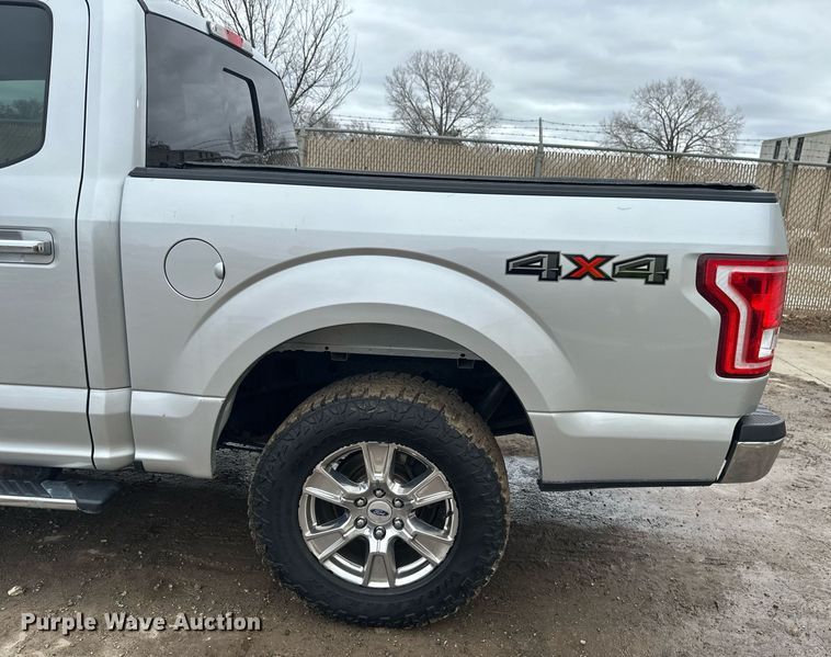 image for item EN3010 2017 Ford  F150 SuperCrew pickup truck