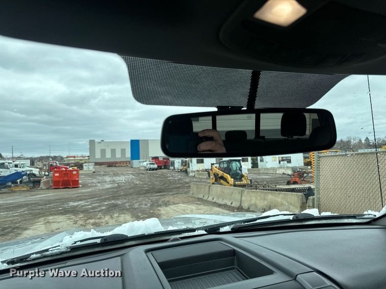 image for item EN3010 2017 Ford  F150 SuperCrew pickup truck