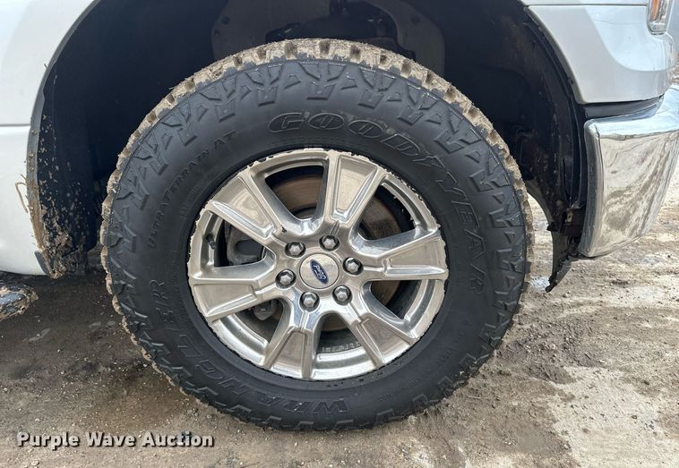 image for item EN3010 2017 Ford  F150 SuperCrew pickup truck