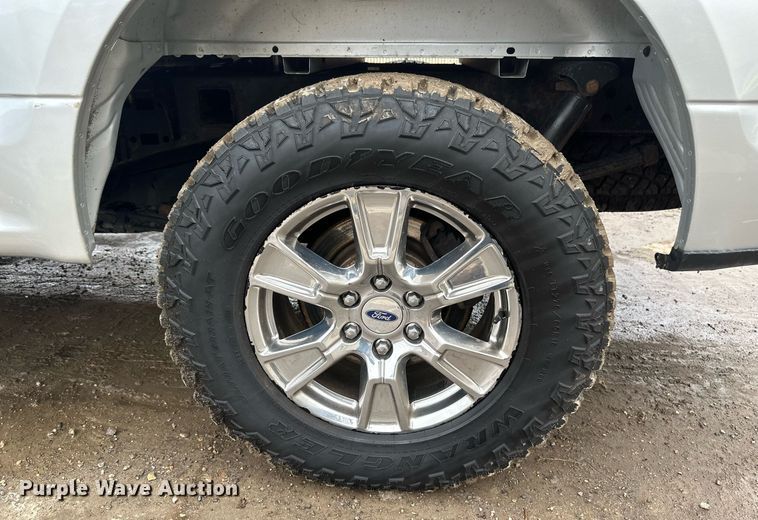 image for item EN3010 2017 Ford  F150 SuperCrew pickup truck