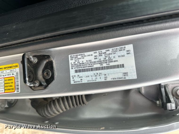 image for item EN3010 2017 Ford  F150 SuperCrew pickup truck