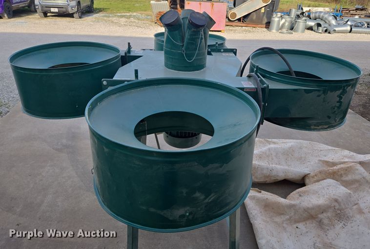 image for item EN3591 Grizzly G0673 dust collector