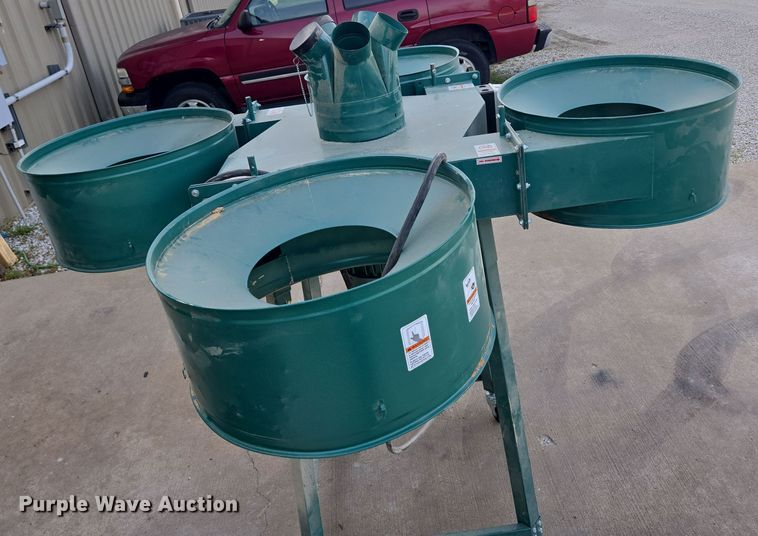 image for item EN3591 Grizzly G0673 dust collector