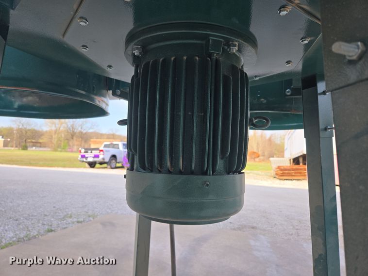 image for item EN3591 Grizzly G0673 dust collector