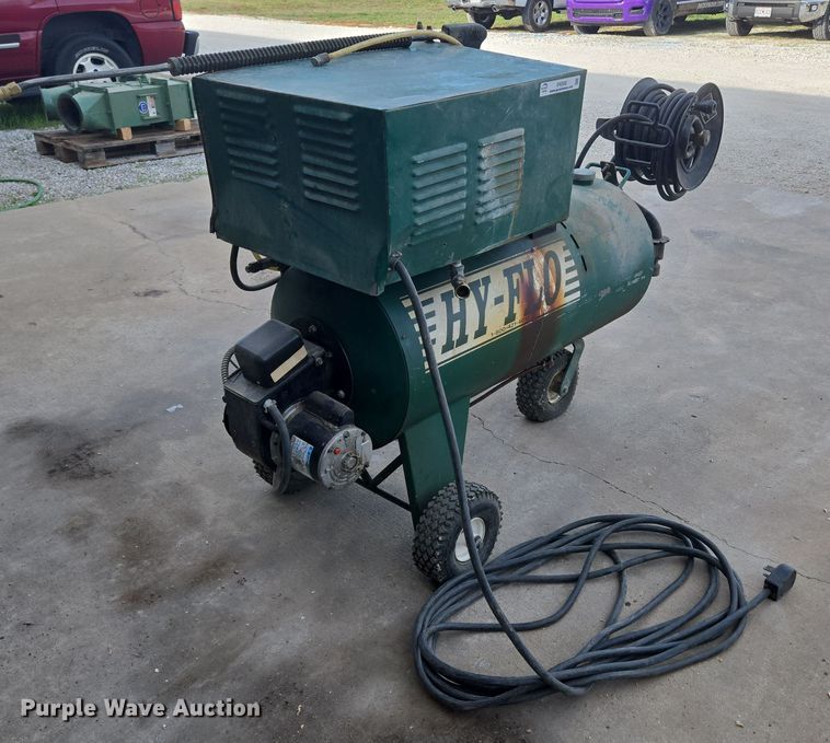 image for item EN3592 HY-FLO Bearcat pressure washer