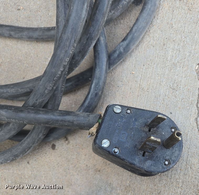 image for item EN3592 HY-FLO Bearcat pressure washer