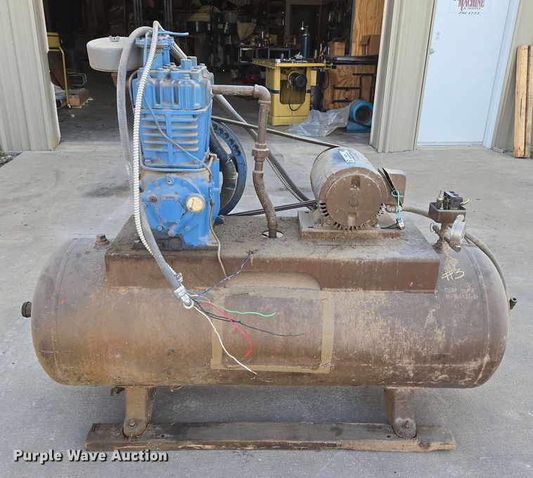 image for item EN3594 Quincy 325 15 air compressor
