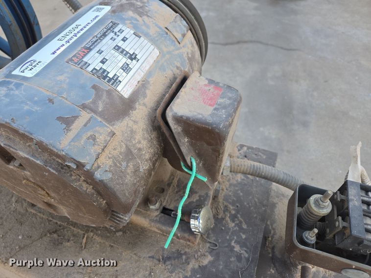 image for item EN3594 Quincy 325 15 air compressor