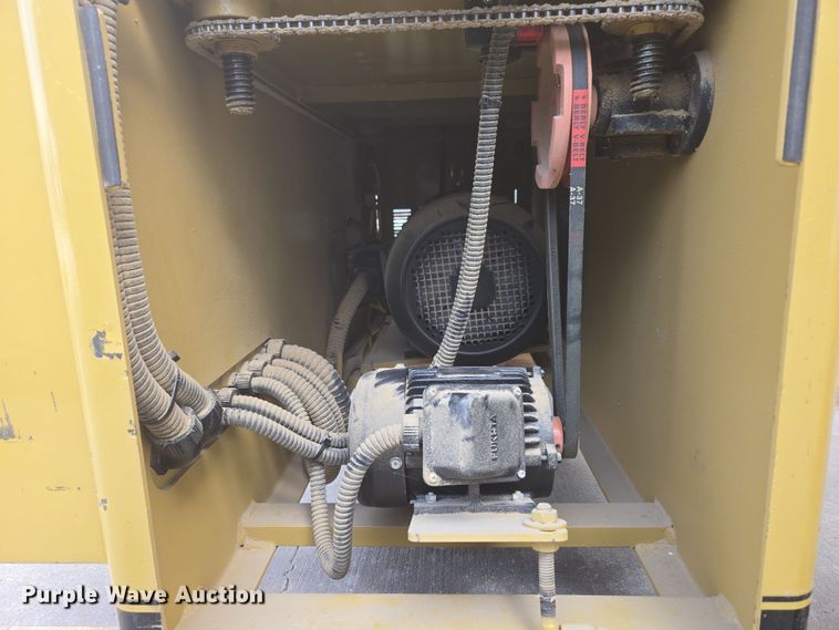 image for item EN3597 Powermatic WB-37 belt sander