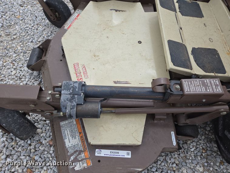 image for item EN3599 2007 Grasshopper 723K H2 ZTR lawn mower