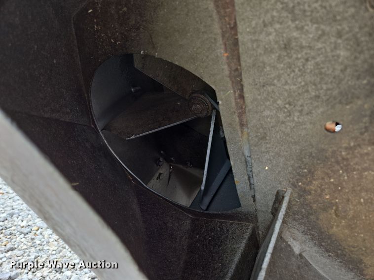 image for item EN3599 2007 Grasshopper 723K H2 ZTR lawn mower