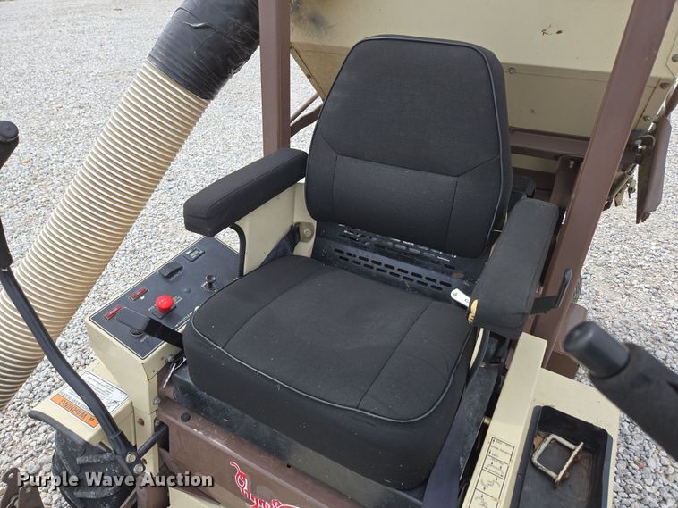 image for item EN3599 2007 Grasshopper 723K H2 ZTR lawn mower