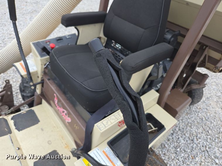 image for item EN3599 2007 Grasshopper 723K H2 ZTR lawn mower