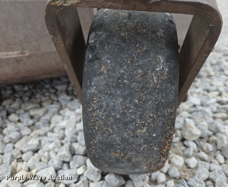 image for item EN3599 2007 Grasshopper 723K H2 ZTR lawn mower