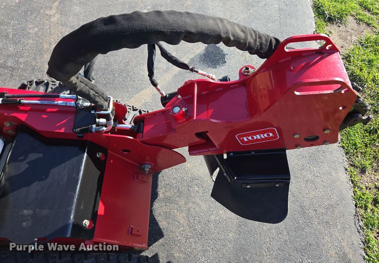 image for item EN3601 Toro STX 26 Intelli-Sweep stump grinder