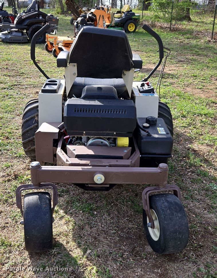 image for item EN3606 Grasshopper 618 ZTR lawn mower