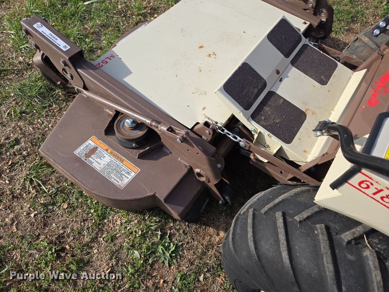 image for item EN3606 Grasshopper 618 ZTR lawn mower