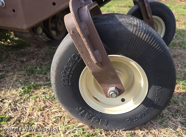 image for item EN3606 Grasshopper 618 ZTR lawn mower