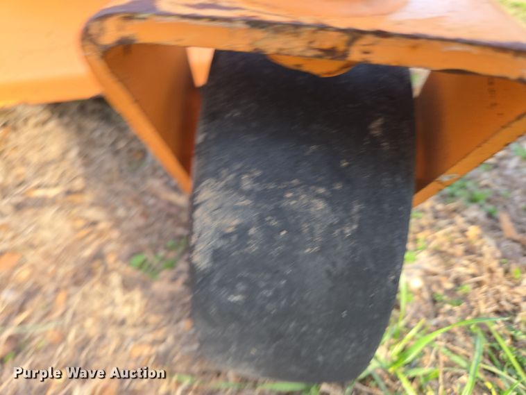 image for item EN3607 SCAG V-Ride ZTR lawn mower