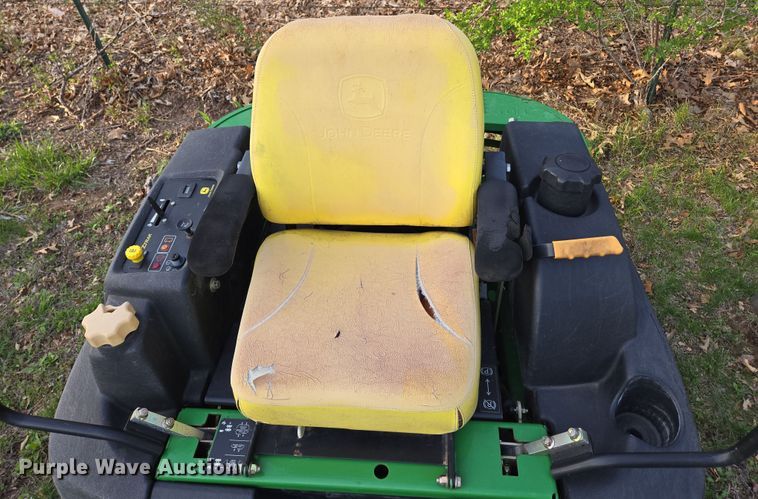 image for item EN3610 John Deere 737 ZTR lawn mower