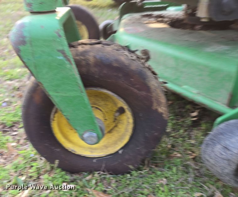 image for item EN3610 John Deere 737 ZTR lawn mower