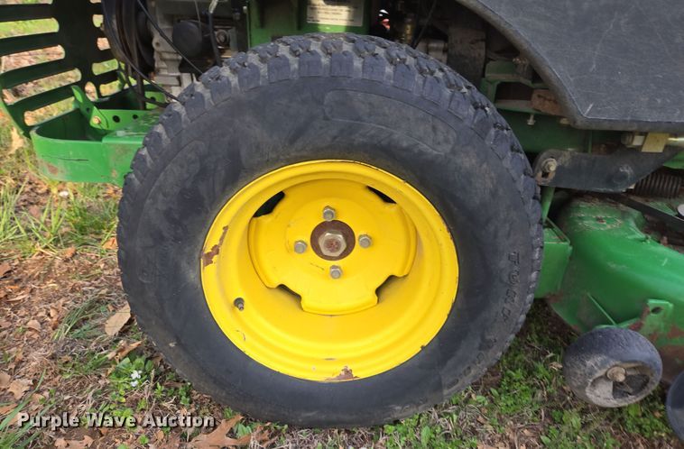 image for item EN3610 John Deere 737 ZTR lawn mower