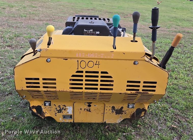 image for item EN3611 2000 Vermeer V2050 trencher