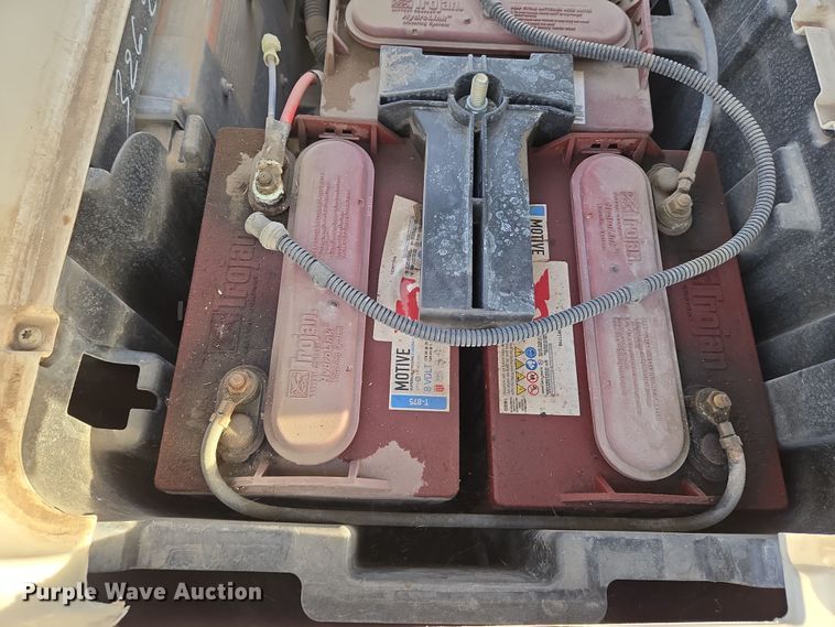 image for item EN8778 2018 Club Car Precedent i2 Electric ERIC golf cart