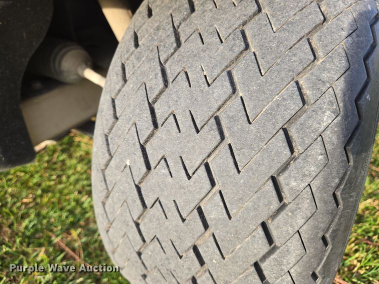 image for item EN8778 2018 Club Car Precedent i2 Electric ERIC golf cart