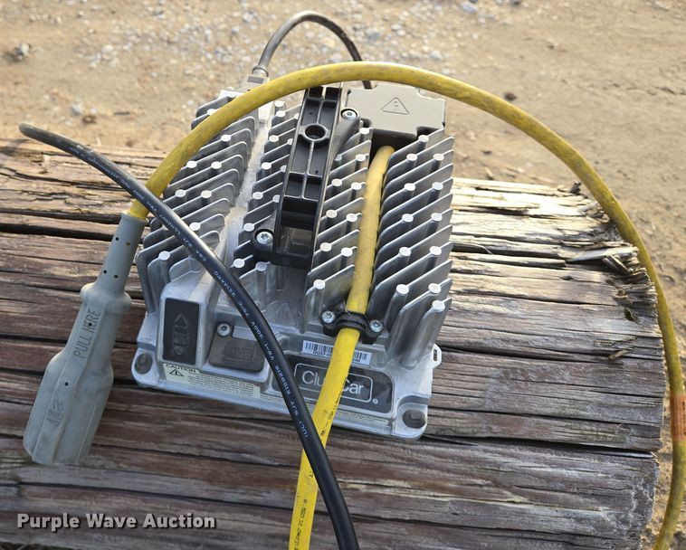 image for item EN8778 2018 Club Car Precedent i2 Electric ERIC golf cart