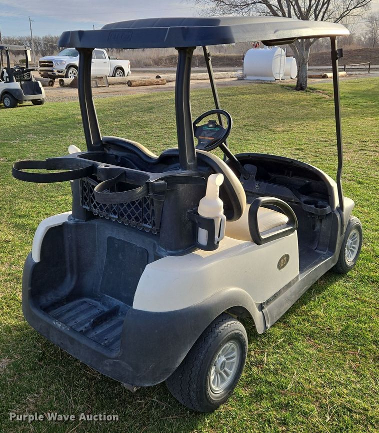 image for item EN8779 2018 Club Car Precedent i2 Electric ERIC golf cart