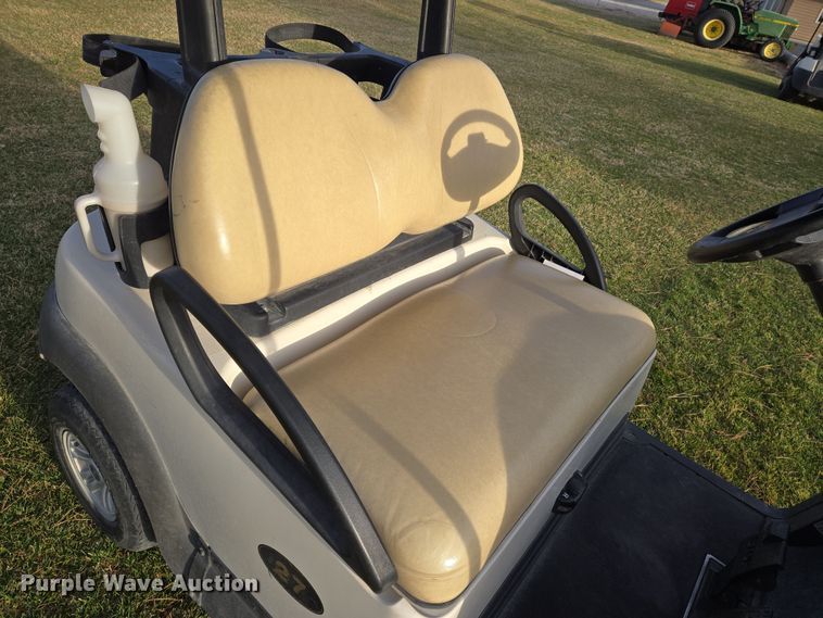 image for item EN8779 2018 Club Car Precedent i2 Electric ERIC golf cart
