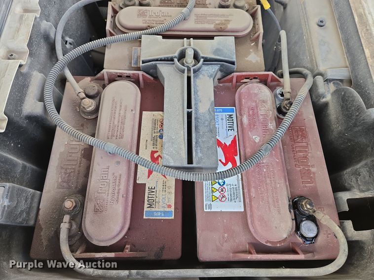 image for item EN8779 2018 Club Car Precedent i2 Electric ERIC golf cart