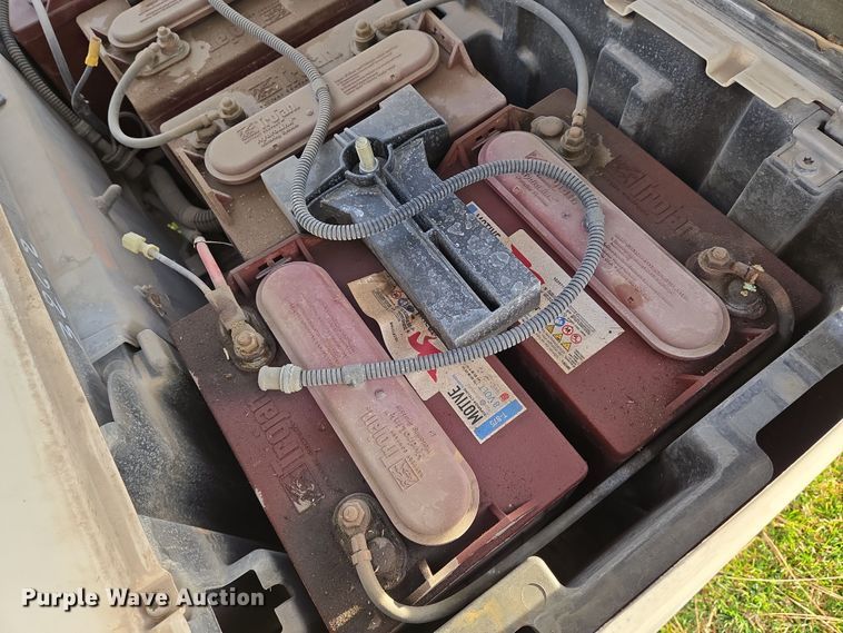 image for item EN8779 2018 Club Car Precedent i2 Electric ERIC golf cart