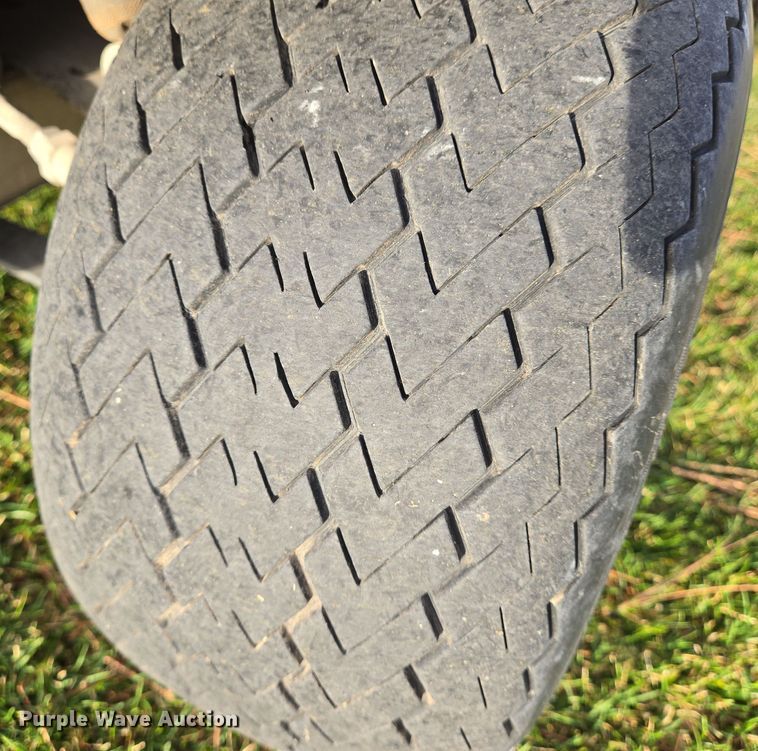 image for item EN8779 2018 Club Car Precedent i2 Electric ERIC golf cart