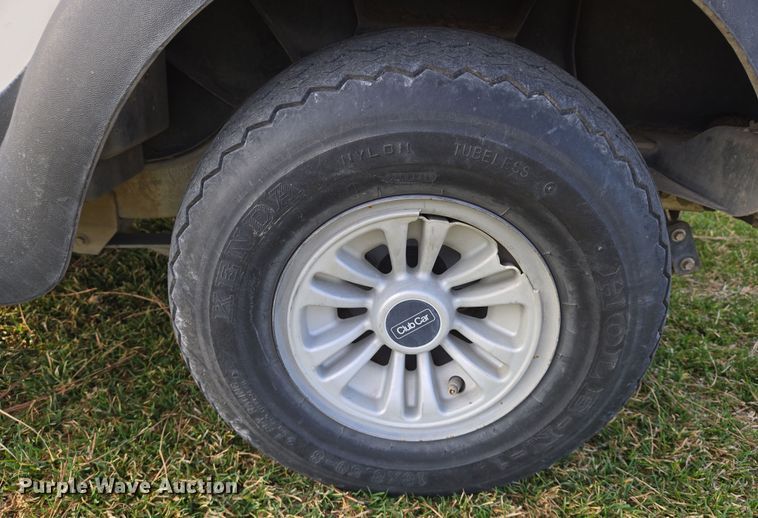 image for item EN8779 2018 Club Car Precedent i2 Electric ERIC golf cart