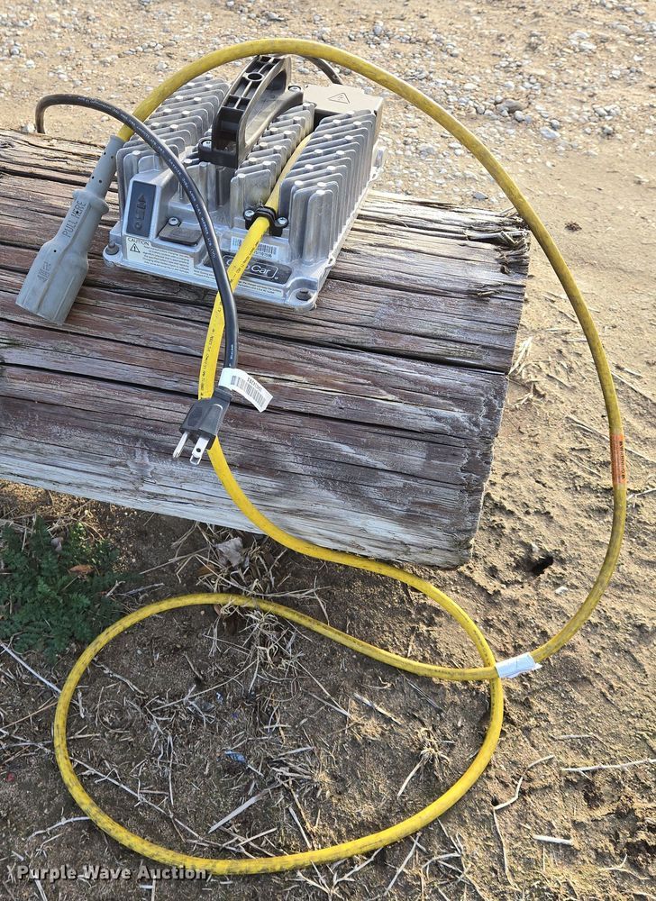 image for item EN8779 2018 Club Car Precedent i2 Electric ERIC golf cart