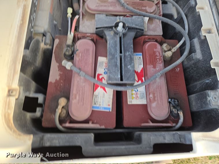 image for item EN8780 2018 Club Car Precedent i2 Electric ERIC golf cart