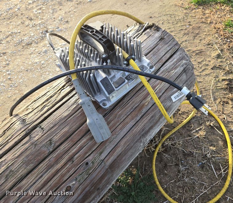 image for item EN8780 2018 Club Car Precedent i2 Electric ERIC golf cart