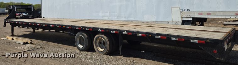 image for item EN8893 2018 Load Trail equipment trailer