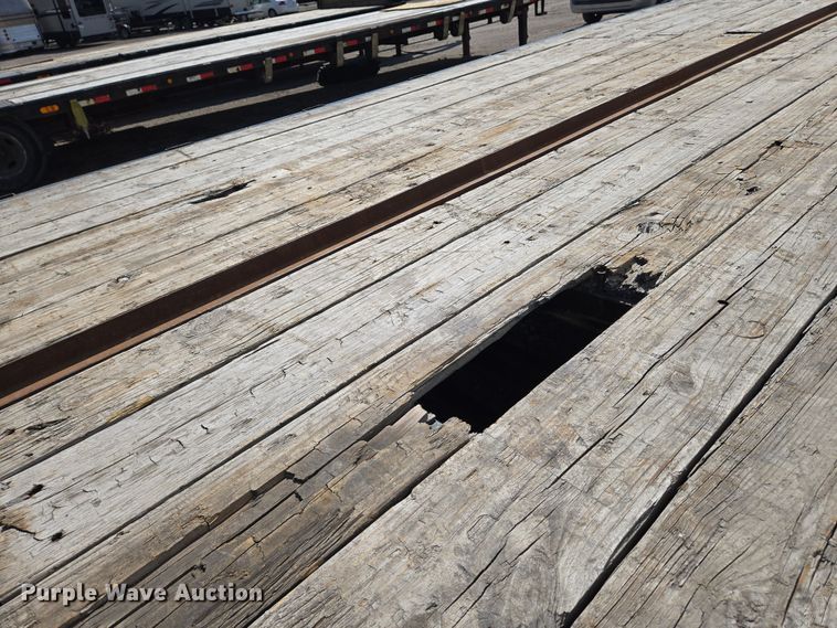 image for item EN8893 2018 Load Trail equipment trailer