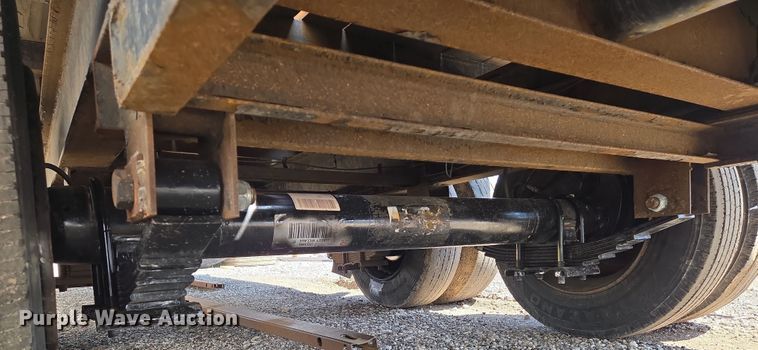 image for item EN8893 2018 Load Trail equipment trailer