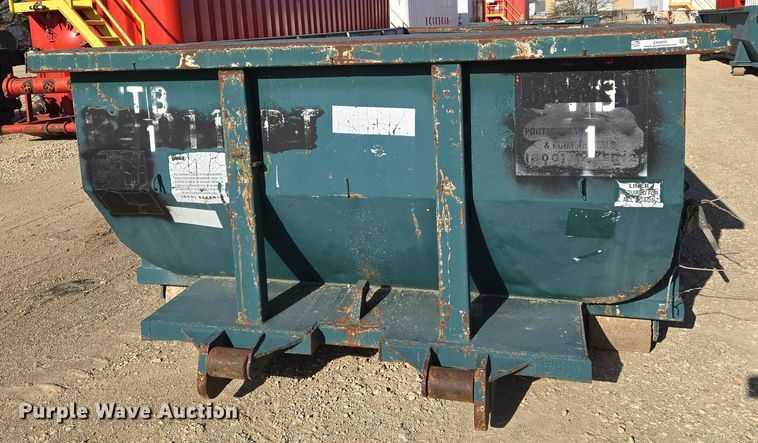 image for item EN8895 Roll off container
