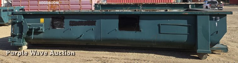 image for item EN8895 Roll off container