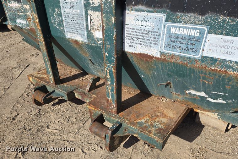 image for item EN8896 Roll off container