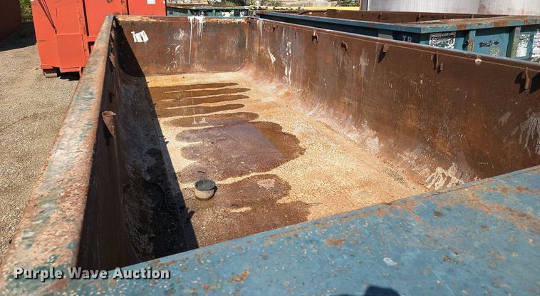 image for item EN8897 Roll off container