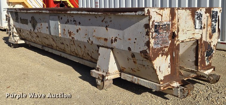 image for item EN8900 Roll off container