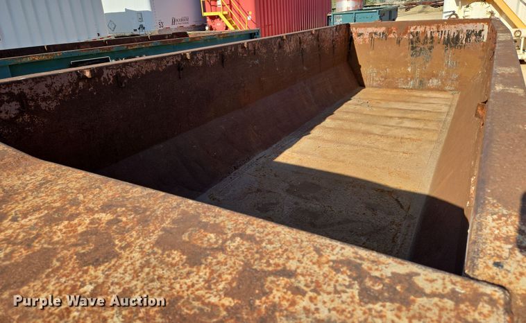 image for item EN8900 Roll off container