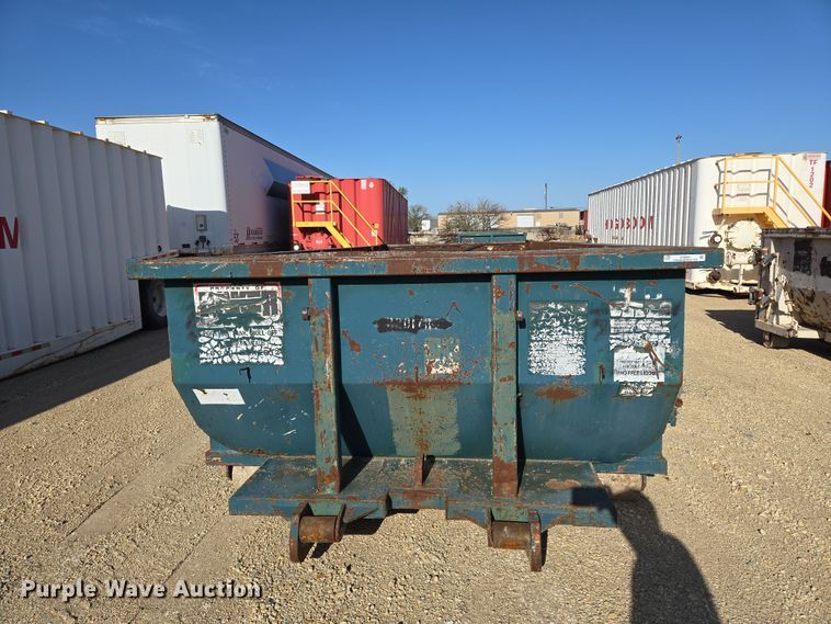 image for item EN8901 Roll off container