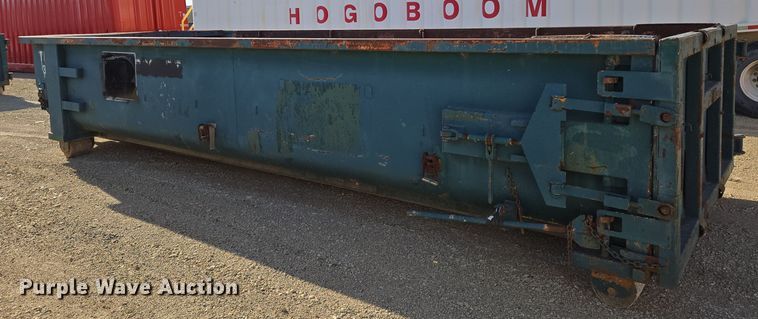 image for item EN8901 Roll off container